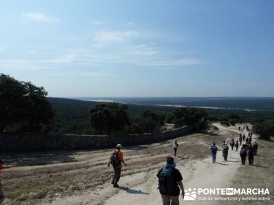 Río Manzanares y el Puente de la Marmota; grupo senderismo valencia